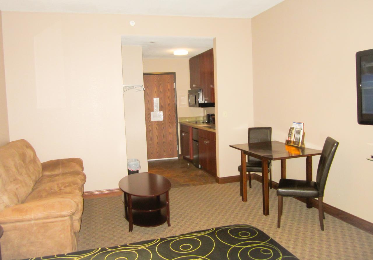 Bell'S Extended Stay And Suites Saint Robert Exterior photo