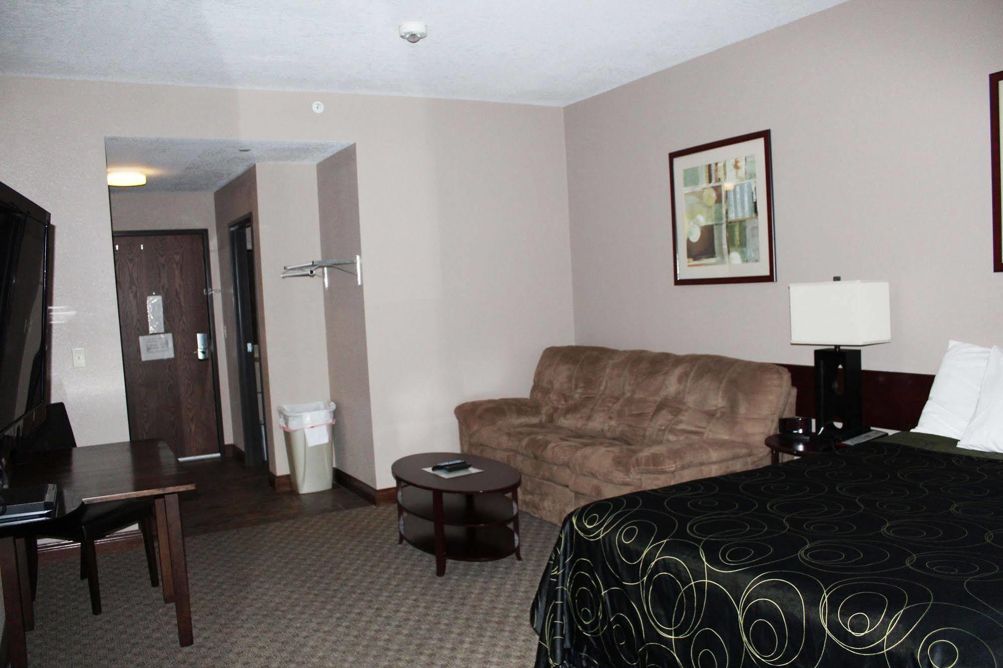 Bell'S Extended Stay And Suites Saint Robert Exterior photo